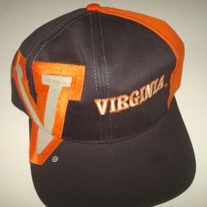VIRGINIA CAVALIERS VINTAGE SNAPBACK HAT CAP 90S‎